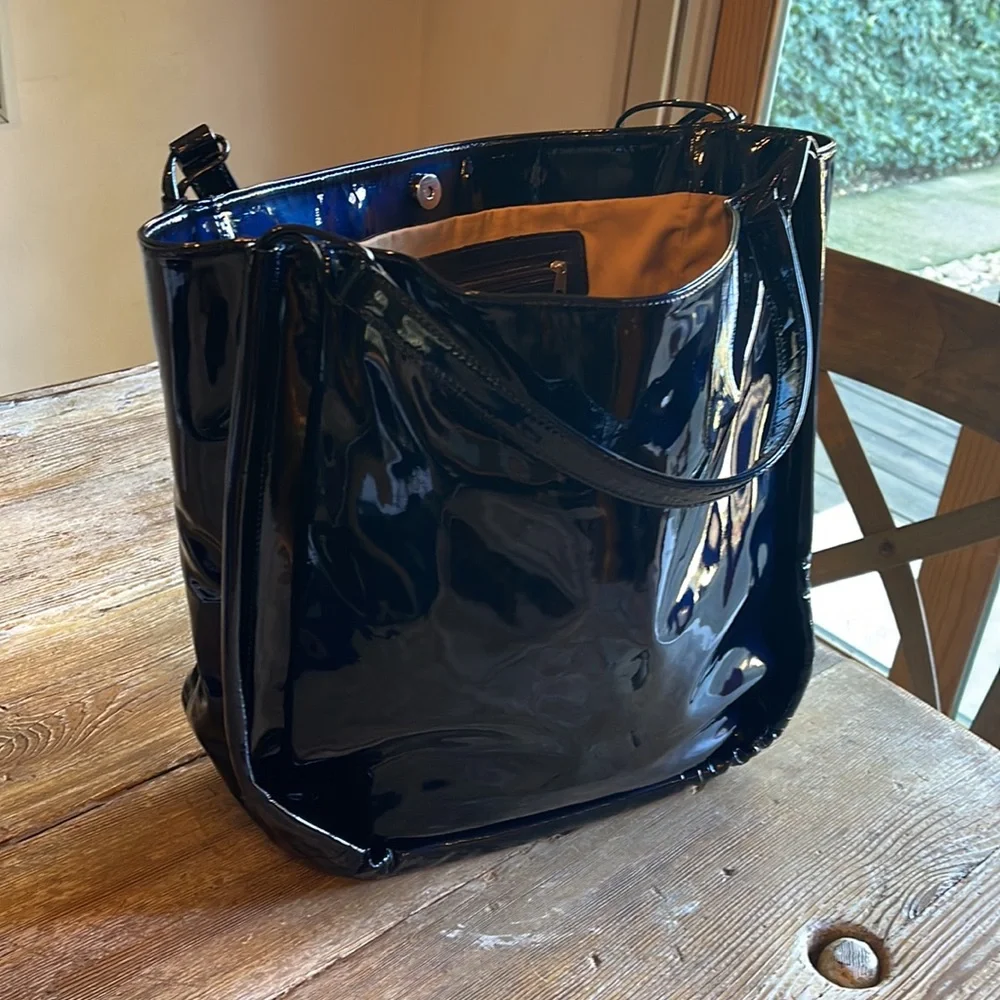 COPY - Merci Marie Italian patent leather hobo purse never used beautiful - Picture 8 of 12